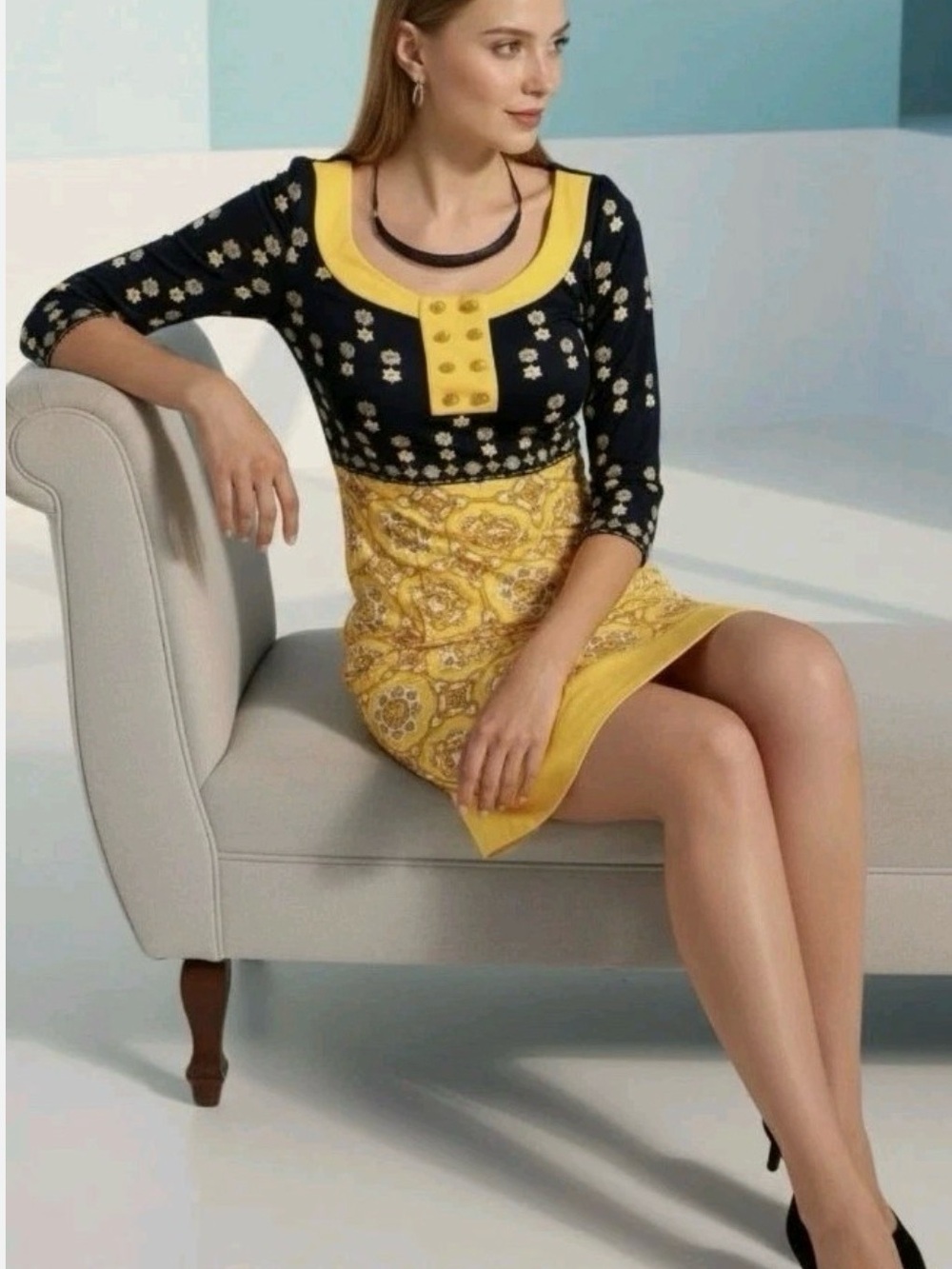VINTAGE!!! With BELT!Juicy Couture "Regal Jackie" Geometric Print Silk Dress.